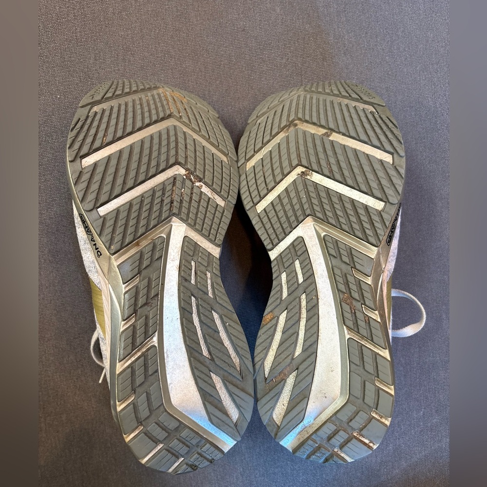Brooks Women’s Bedlam 2 Running Show Gray & Cream with Gold Size 7 - Picture 5 of 6